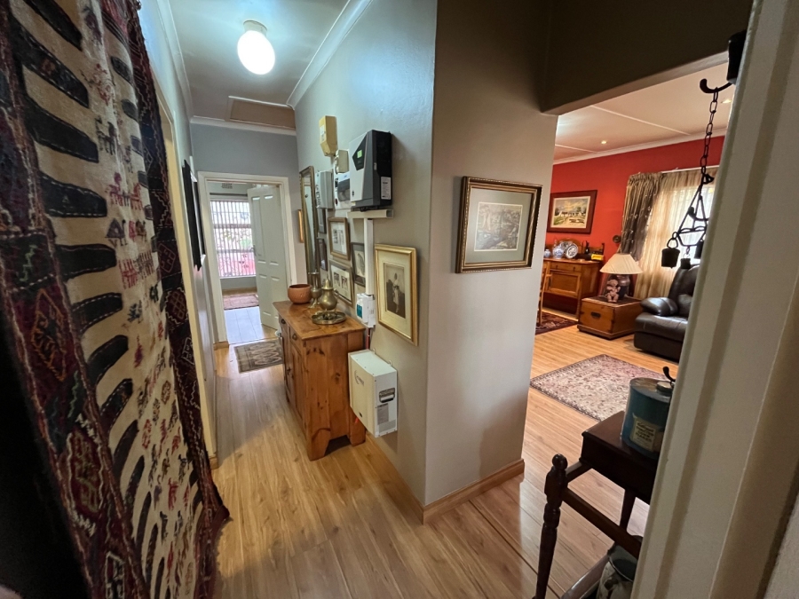 2 Bedroom Property for Sale in Hartenbos Central Western Cape
